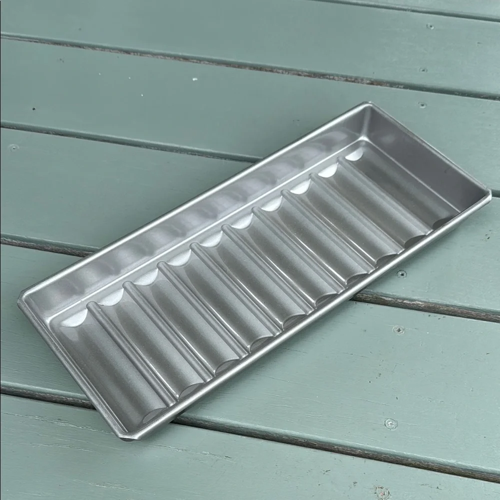 Hot Dog Bun Baking Tray - Picture 1 of 3